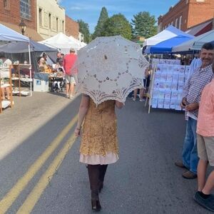 Meet your Posher, Megan